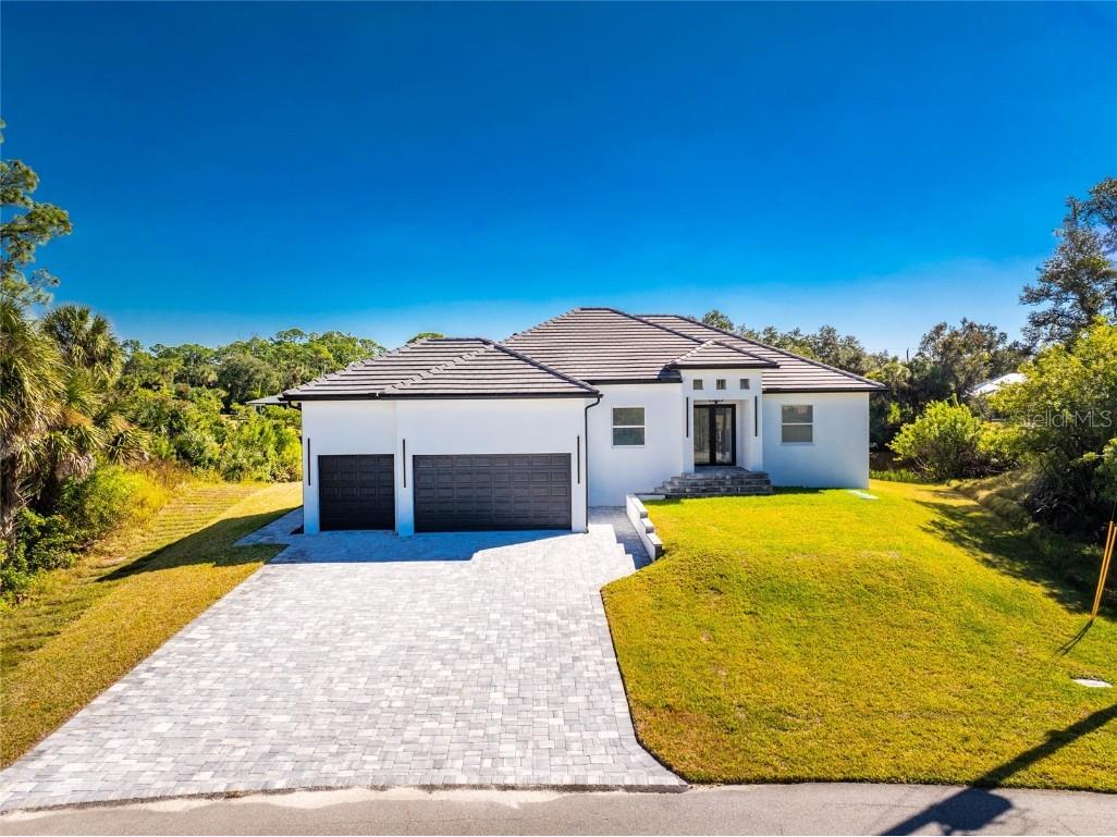 576 Mcdill Drive Port Charlotte FL 33953 - CHESHIRE WATERWAY C7517494 image2