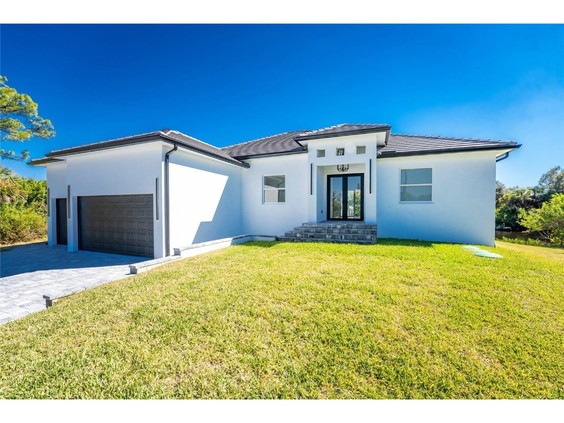 576 Mcdill Drive Port Charlotte FL 33953 - CHESHIRE WATERWAY C7517494 image3