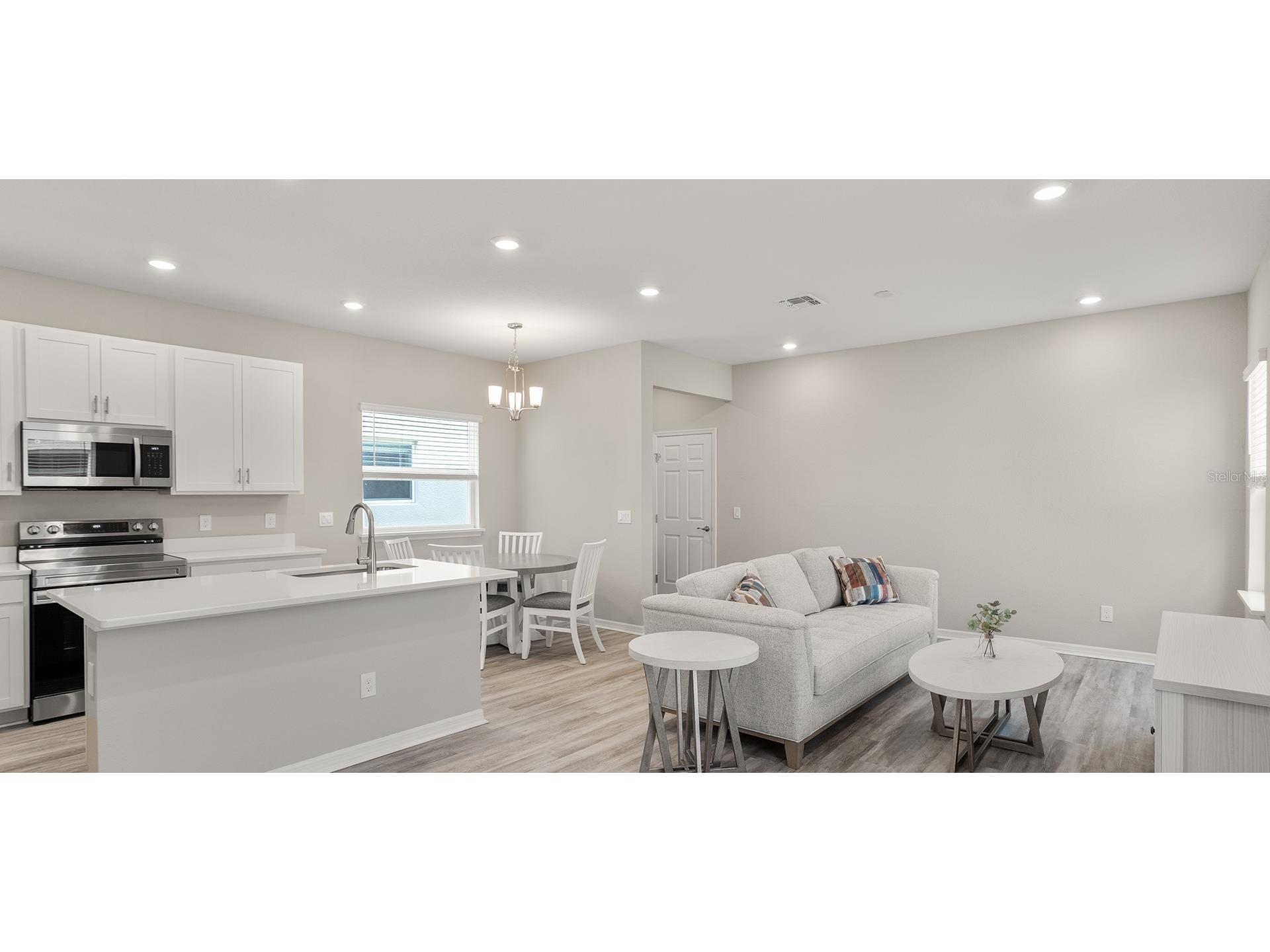 576 Mossy Wood Lane Saint Cloud FL 34771 L4959697 image6