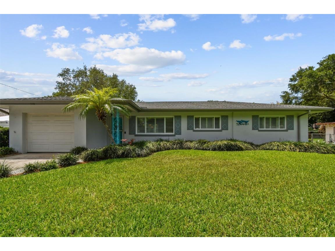 576 Oakwood Drive Largo FL 33771 U8198798 image1