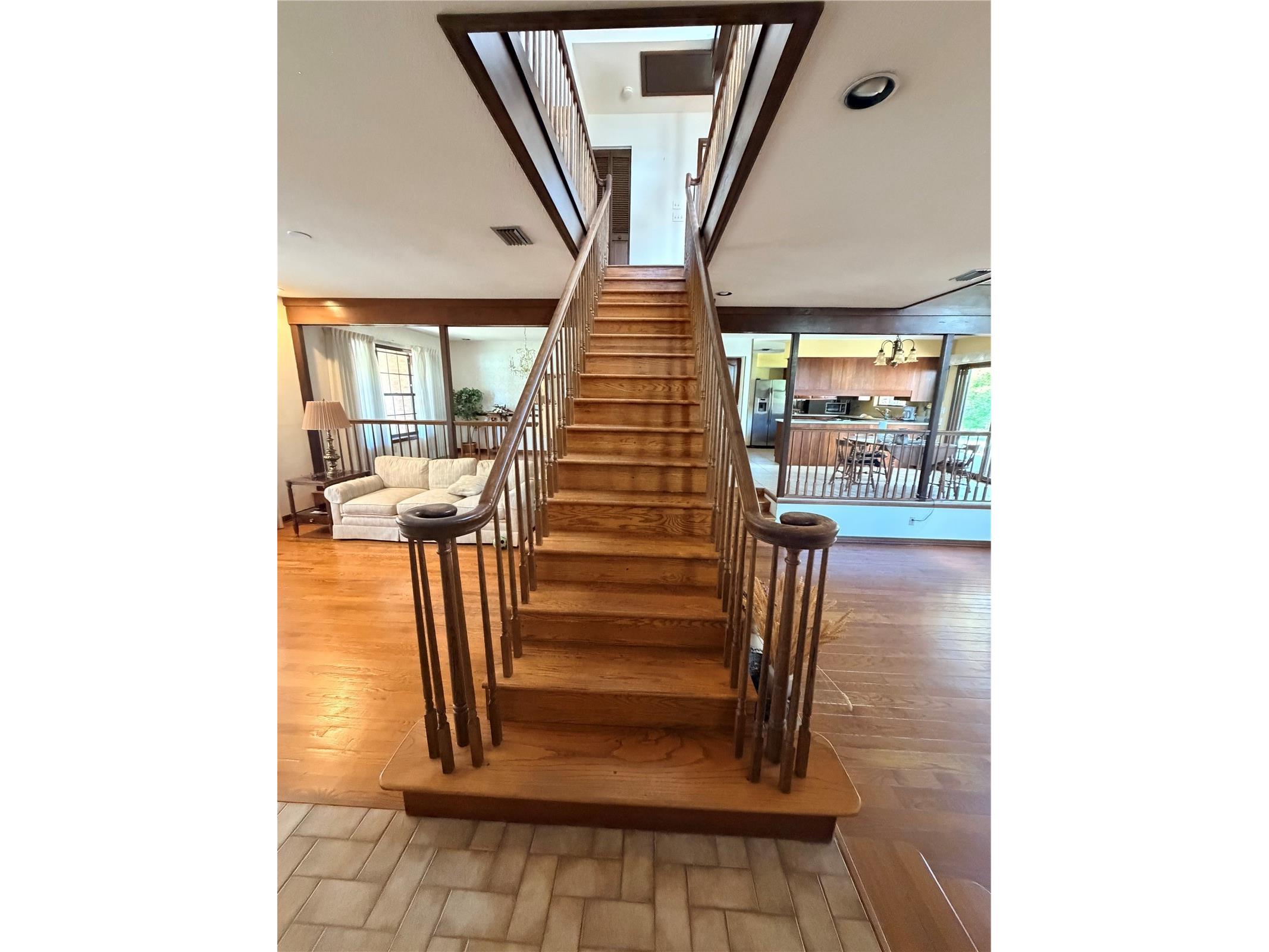 576 Pelican Bay Drive Daytona Beach FL 32119 V4948269 image3