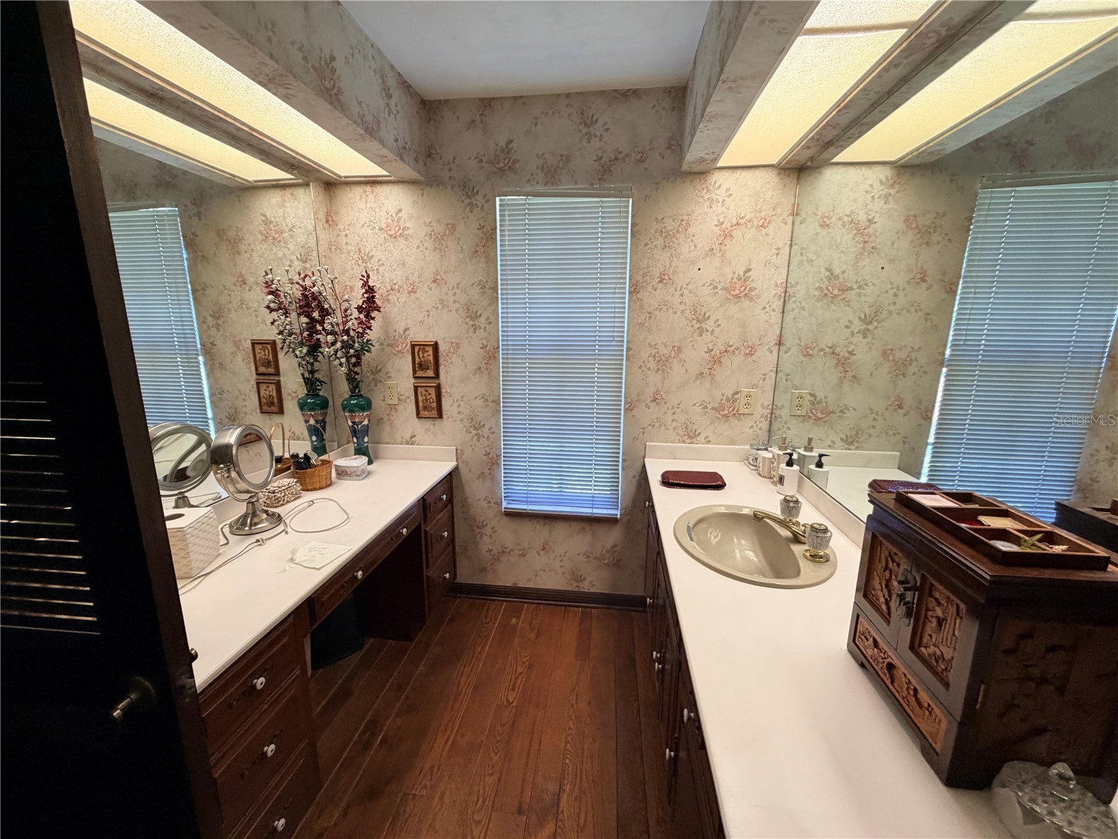 576 Pelican Bay Drive Daytona Beach FL 32119 V4948269 image47