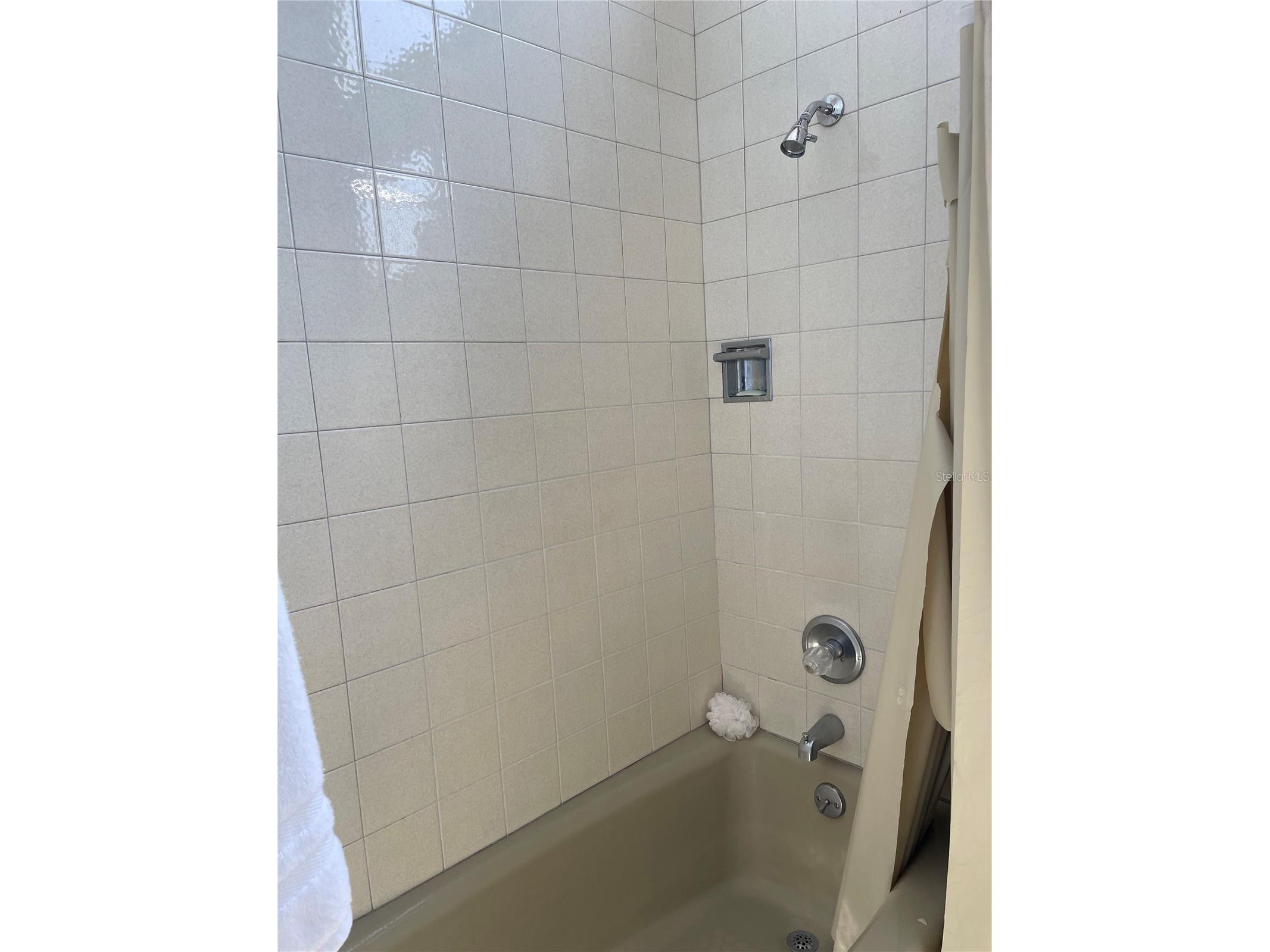 576 Pelican Bay Drive Daytona Beach FL 32119 V4948269 image6