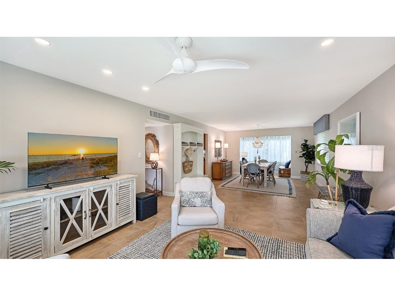 576 Sutton Place Longboat Key FL 34228 - INTER COASTAL WATERWAY A4675729 image10