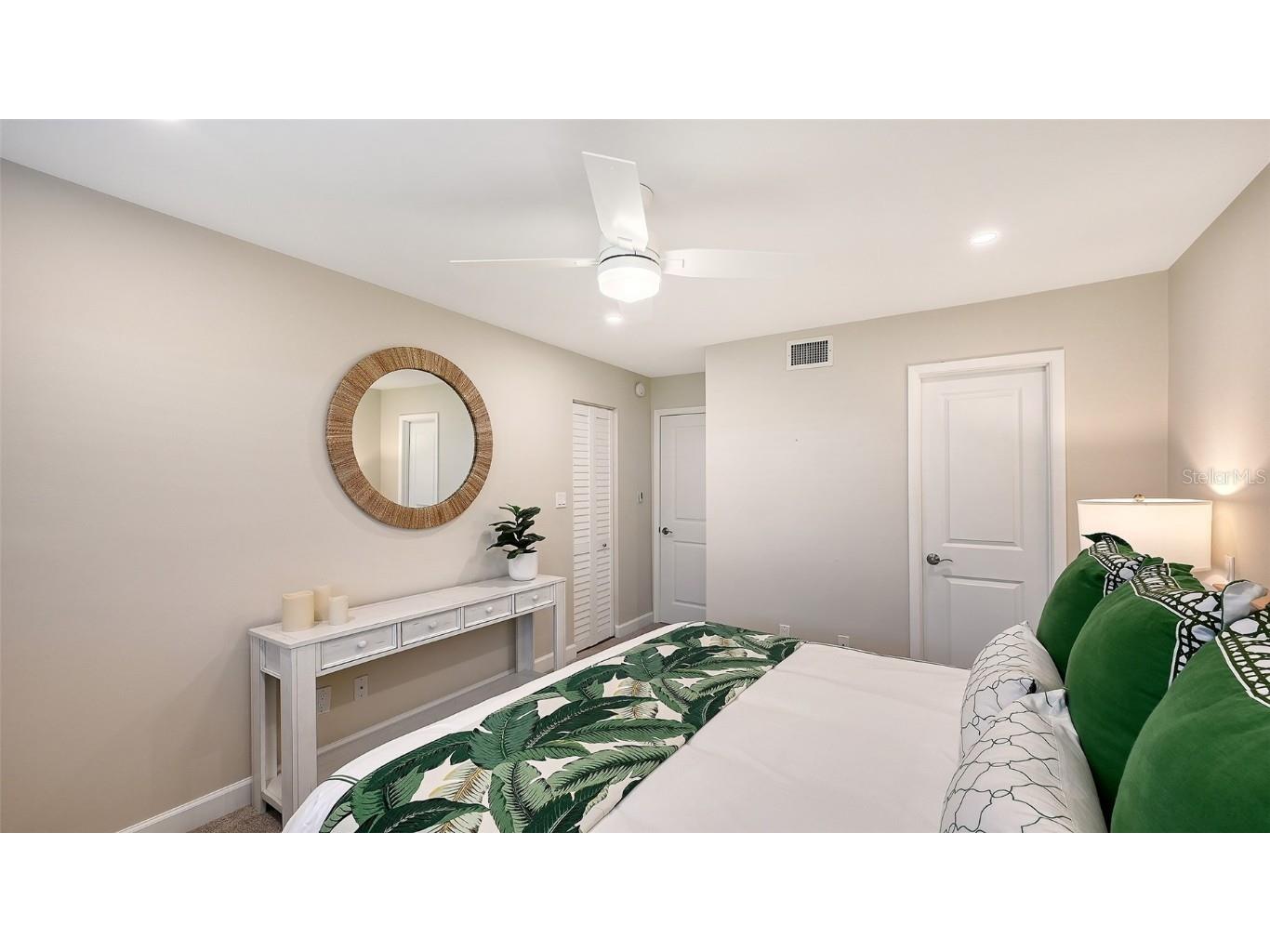 576 Sutton Place Longboat Key FL 34228 - INTER COASTAL WATERWAY A4675729 image21