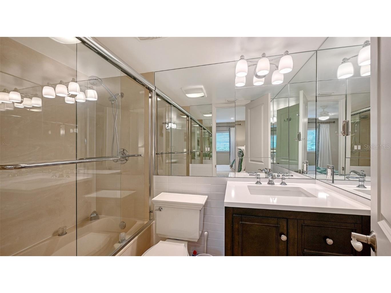 576 Sutton Place Longboat Key FL 34228 - INTER COASTAL WATERWAY A4675729 image22