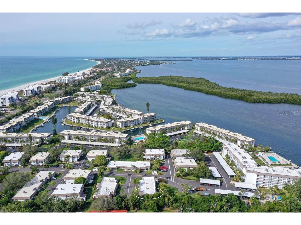576 Sutton Place Longboat Key FL 34228 - INTER COASTAL WATERWAY A4675729 image31