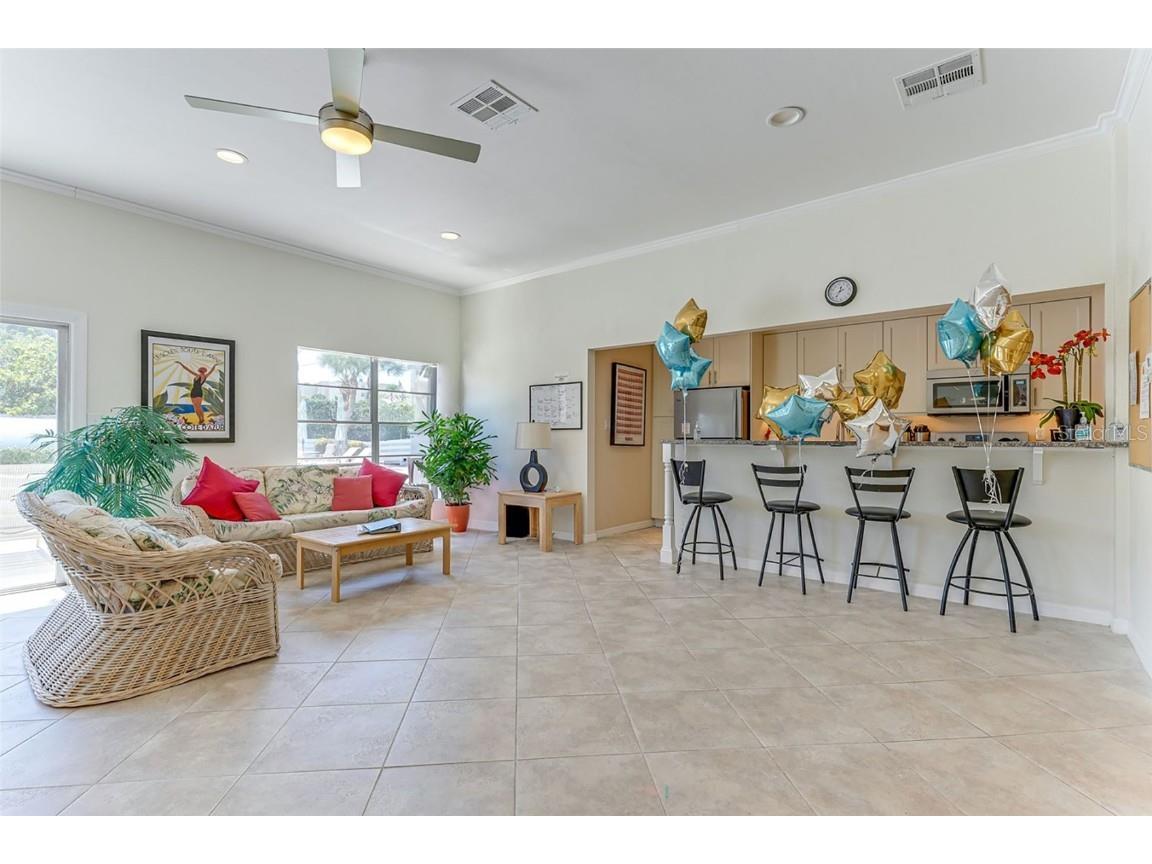 576 Sutton Place Longboat Key FL 34228 - INTER COASTAL WATERWAY A4675729 image42
