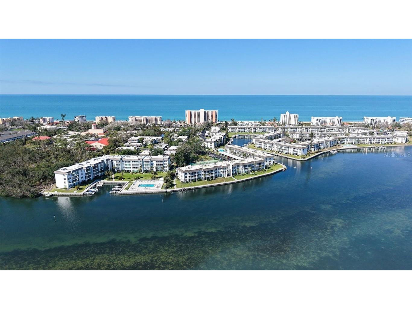 576 Sutton Place Longboat Key FL 34228 - INTER COASTAL WATERWAY A4675729 image47