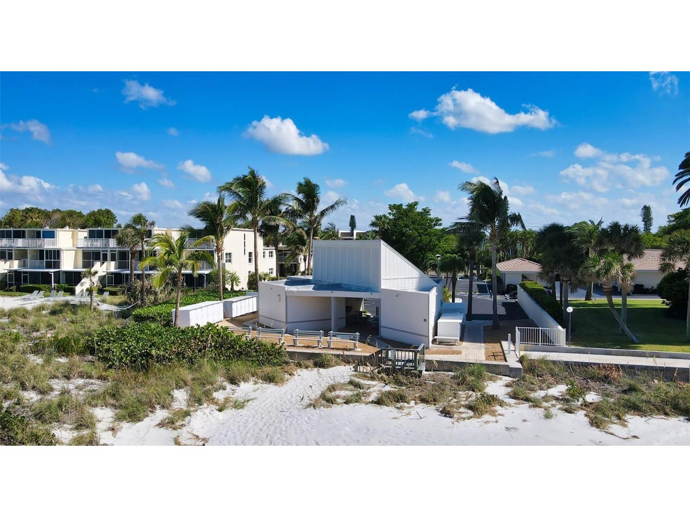 576 Sutton Place Longboat Key FL 34228 - INTER COASTAL WATERWAY A4675729 image51
