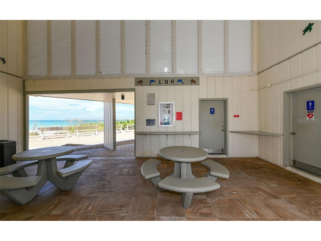 576 Sutton Place Longboat Key FL 34228 - INTER COASTAL WATERWAY A4675729 image55