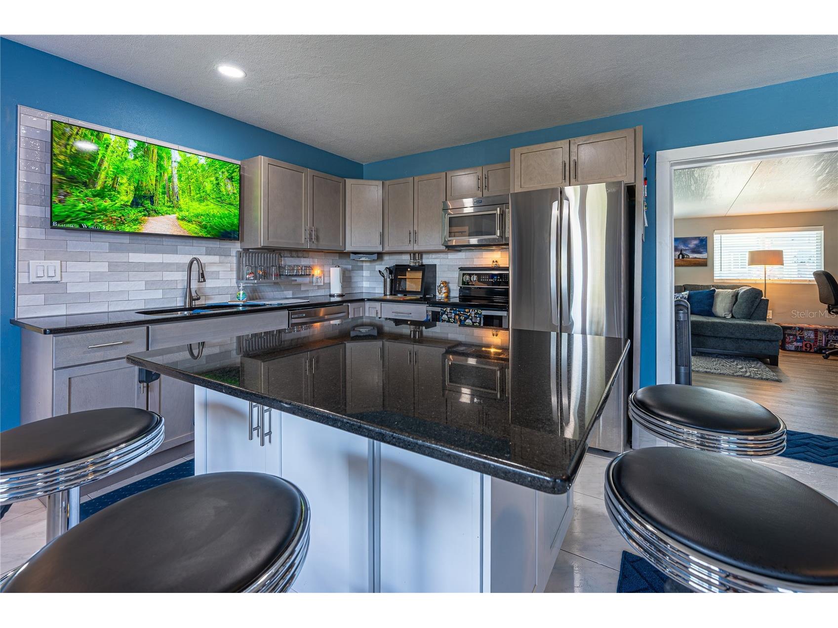 5760 3rd Avenue N Saint Petersburg FL 33710 TB8518966 image11