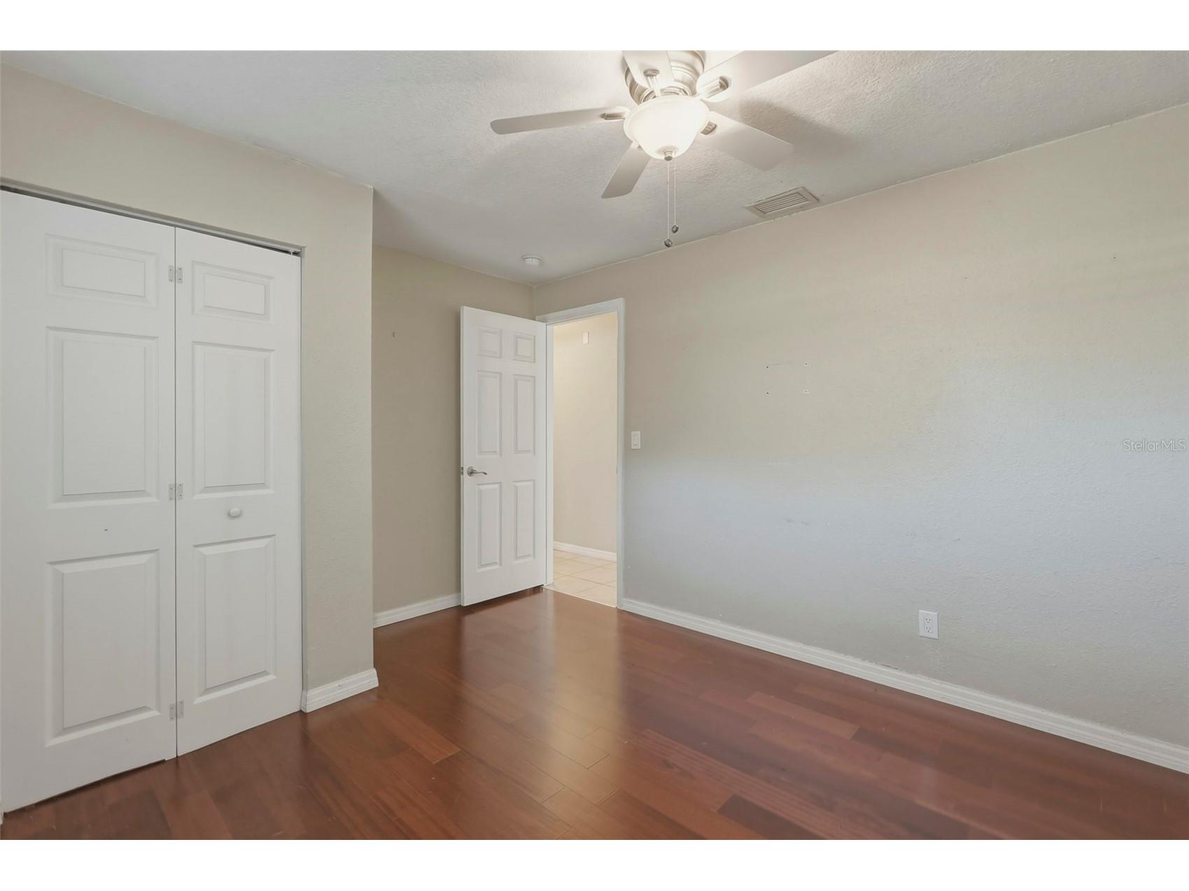 5760 71st Street N Saint Petersburg FL 33709 TB8478638 image10