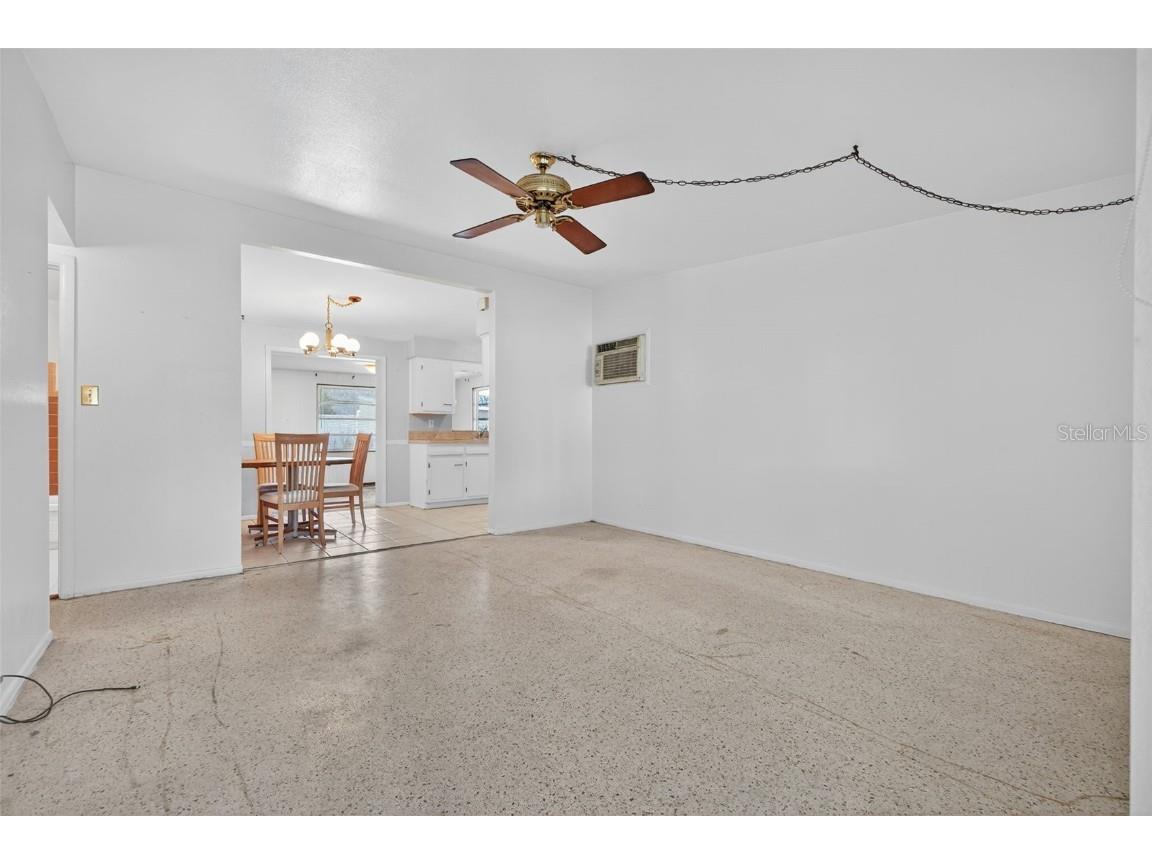 5760 Hobson Street NE Saint Petersburg FL 33703 TB8421284 image3