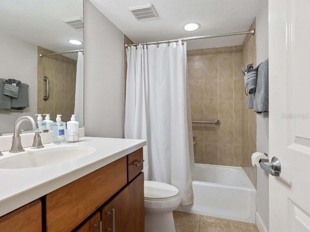 5760 Midnight Pass Road #208D Sarasota FL 34242 - GULF OF MEXICO A4550517 image26