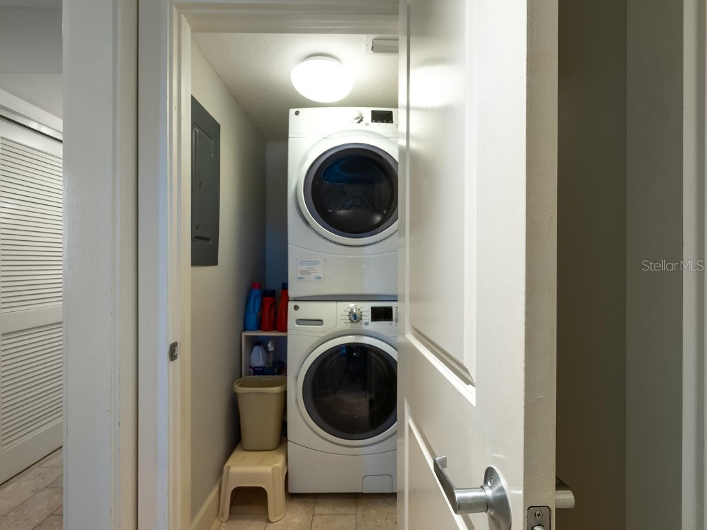 5760 Midnight Pass Road #208D Sarasota FL 34242 - GULF OF MEXICO A4550517 image27