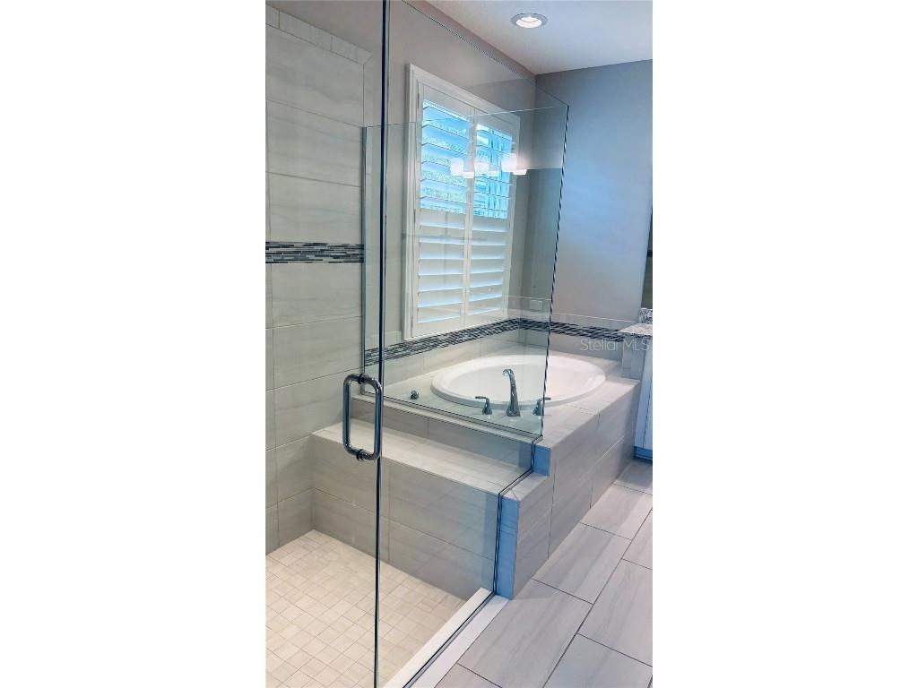 5761 Groundsel Circle Sarasota FL 34238 A4661565 image16