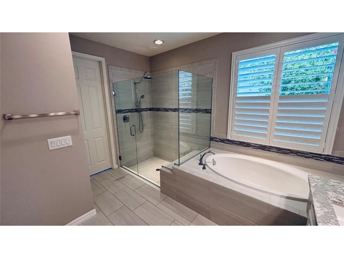 5761 Groundsel Circle Sarasota FL 34238 A4661565 image17