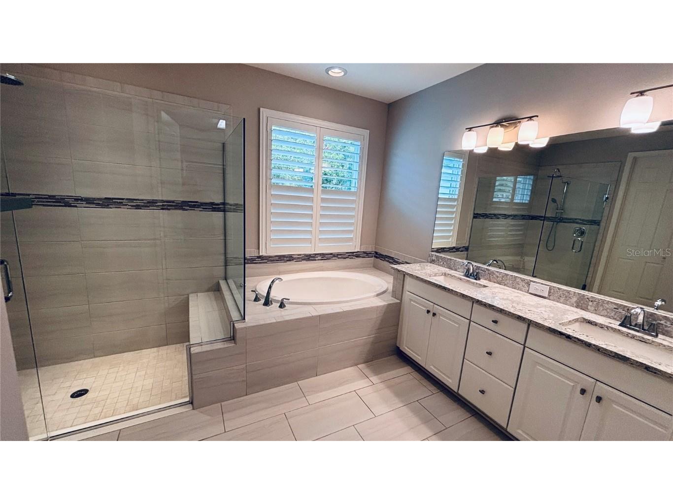 5761 Groundsel Circle Sarasota FL 34238 A4661565 image18