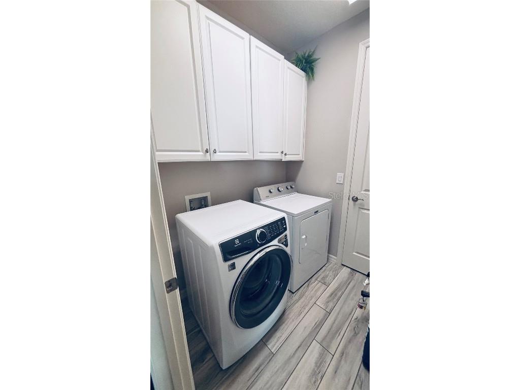 5761 Groundsel Circle Sarasota FL 34238 A4661565 image25