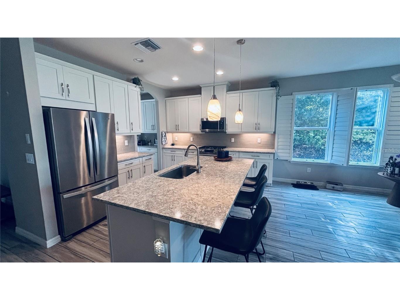 5761 Groundsel Circle Sarasota FL 34238 A4661565 image4