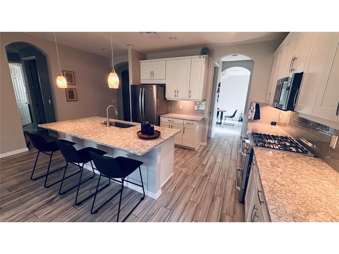 5761 Groundsel Circle Sarasota FL 34238 A4661565 image5