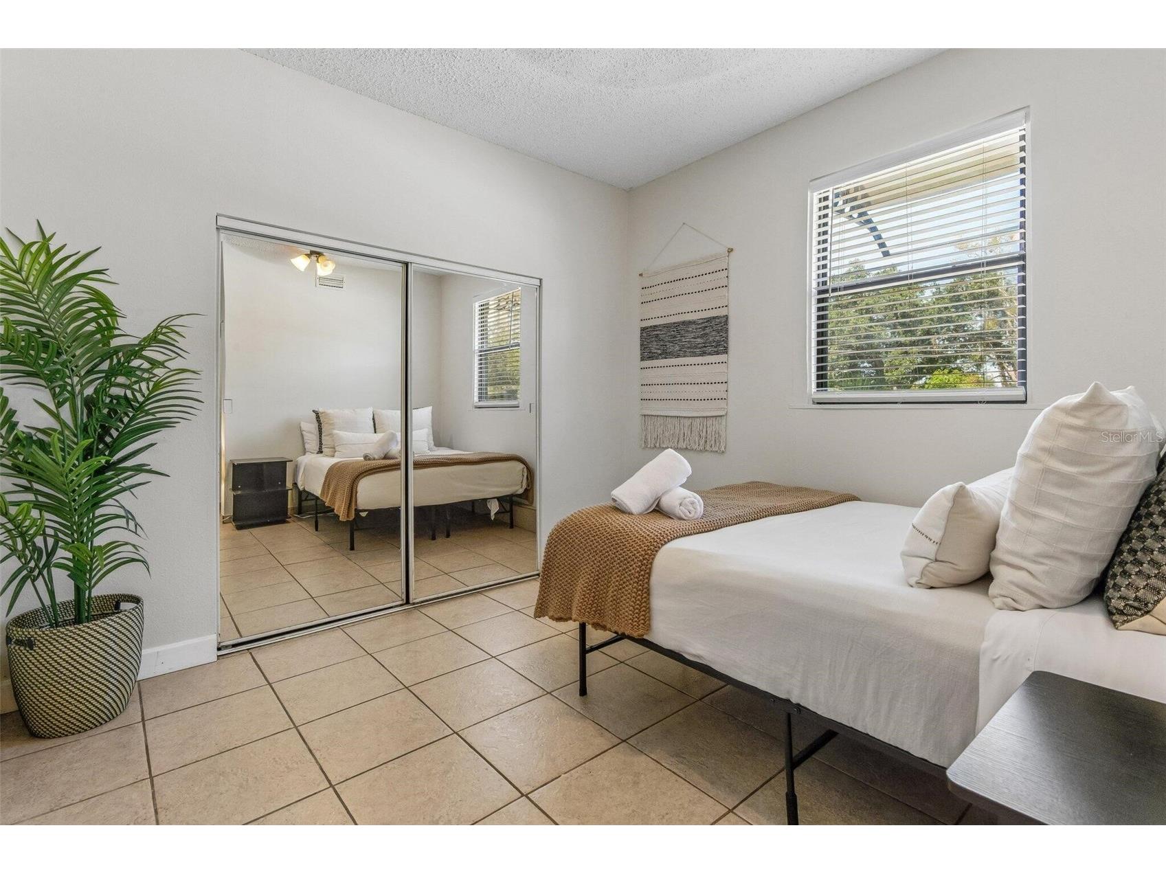 5762 2nd Avenue N Saint Petersburg FL 33710 O6427710 image16