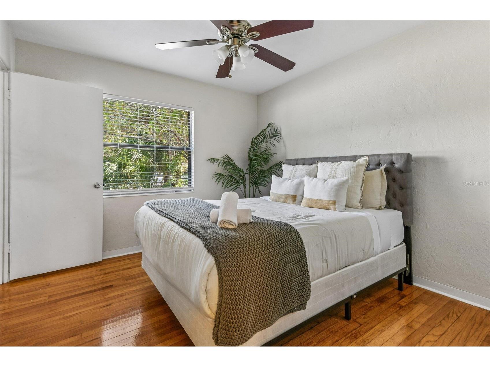 5762 2nd Avenue N Saint Petersburg FL 33710 O6427710 image19