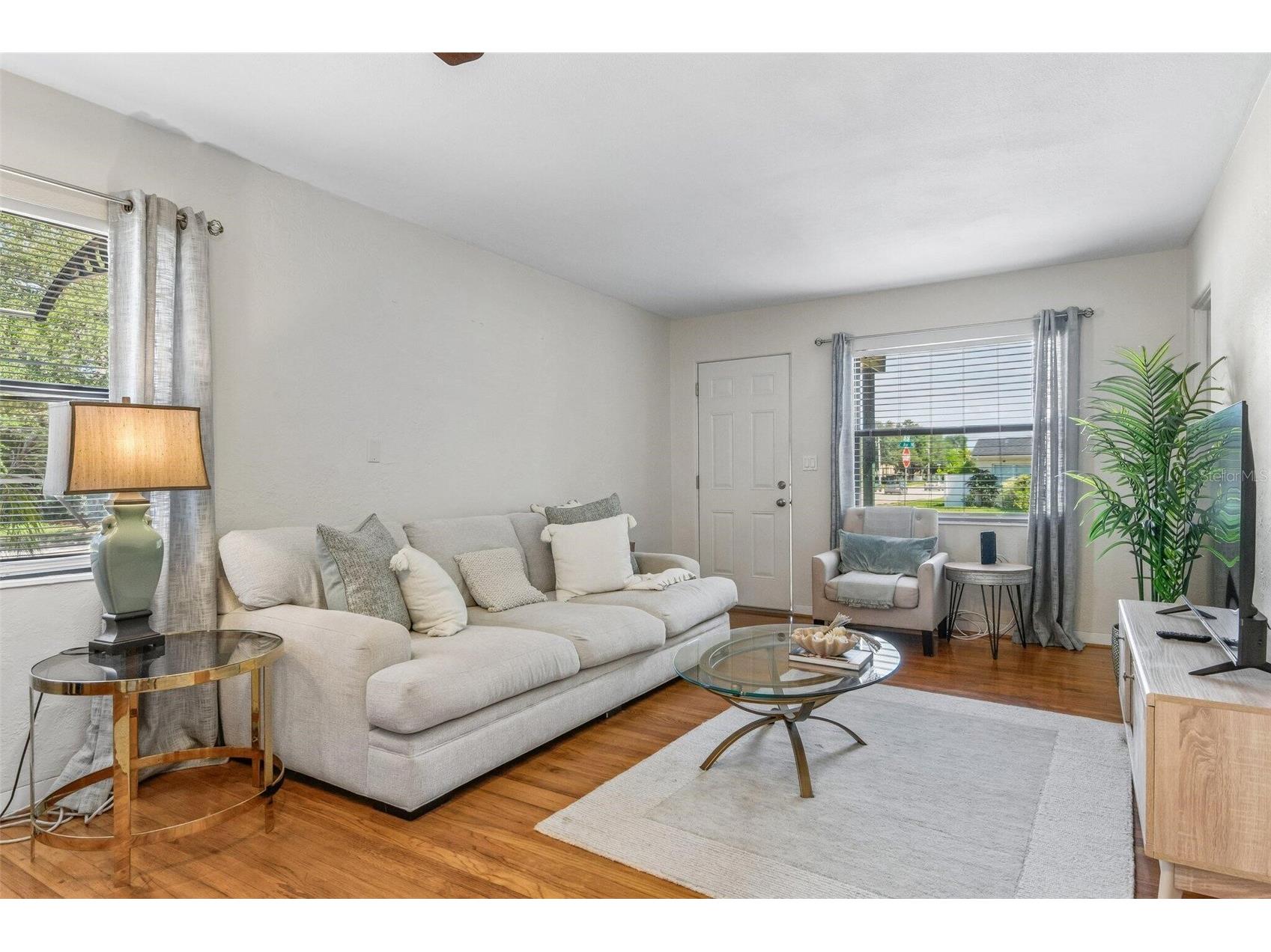 5762 2nd Avenue N Saint Petersburg FL 33710 O6427710 image6