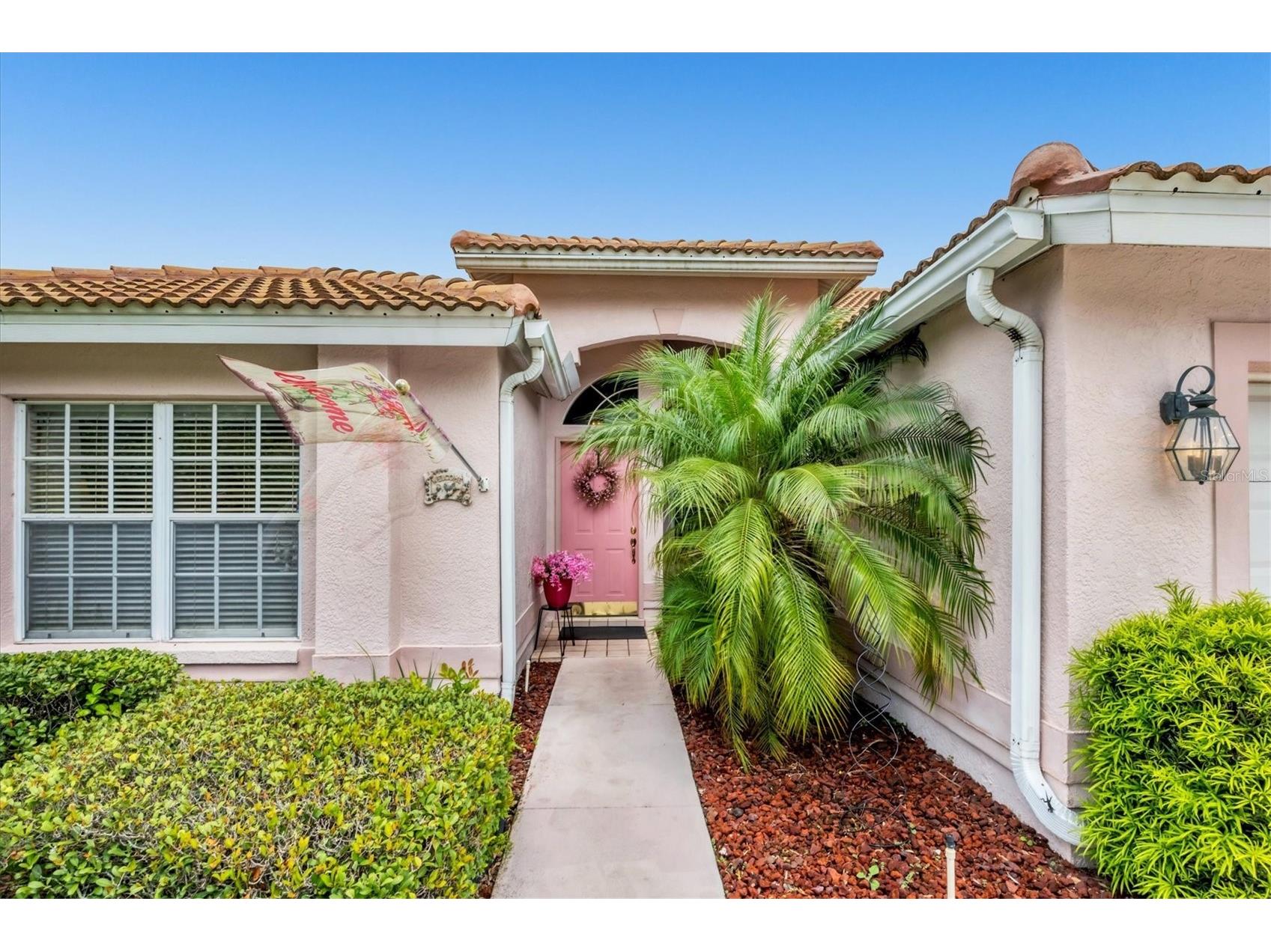 5766 Beaurivage Avenue Sarasota FL 34243 A4657641 image1