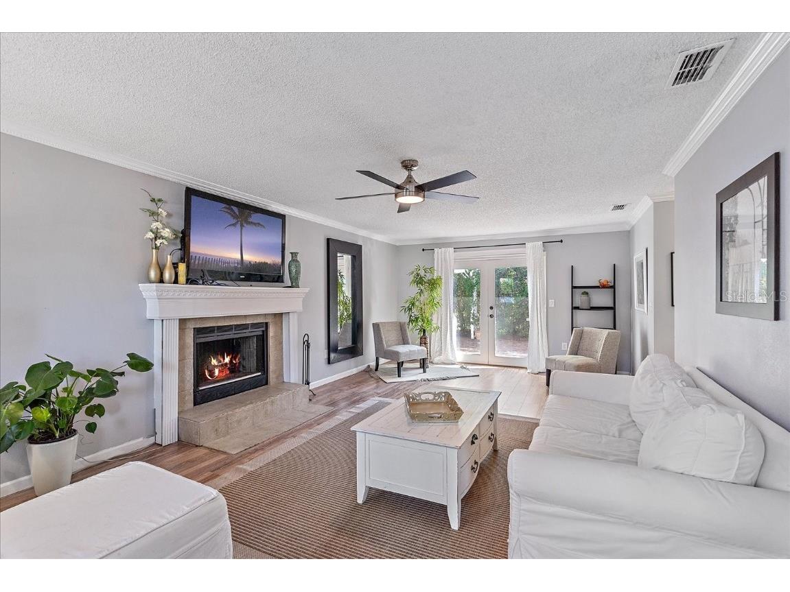 5766 Forester Pine Court Sarasota FL 34243 A4673994 image5