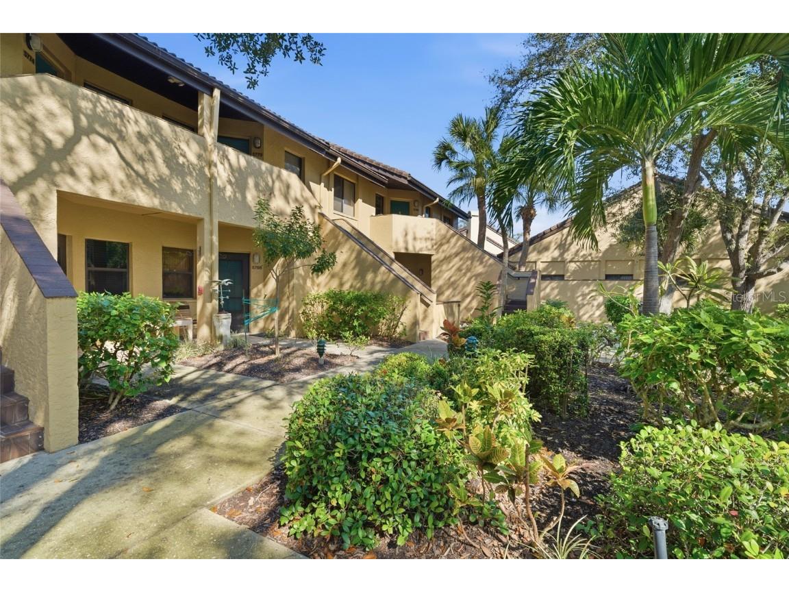 5768 Ashton Lake Drive #7 Sarasota FL 34231 A4672466 image1