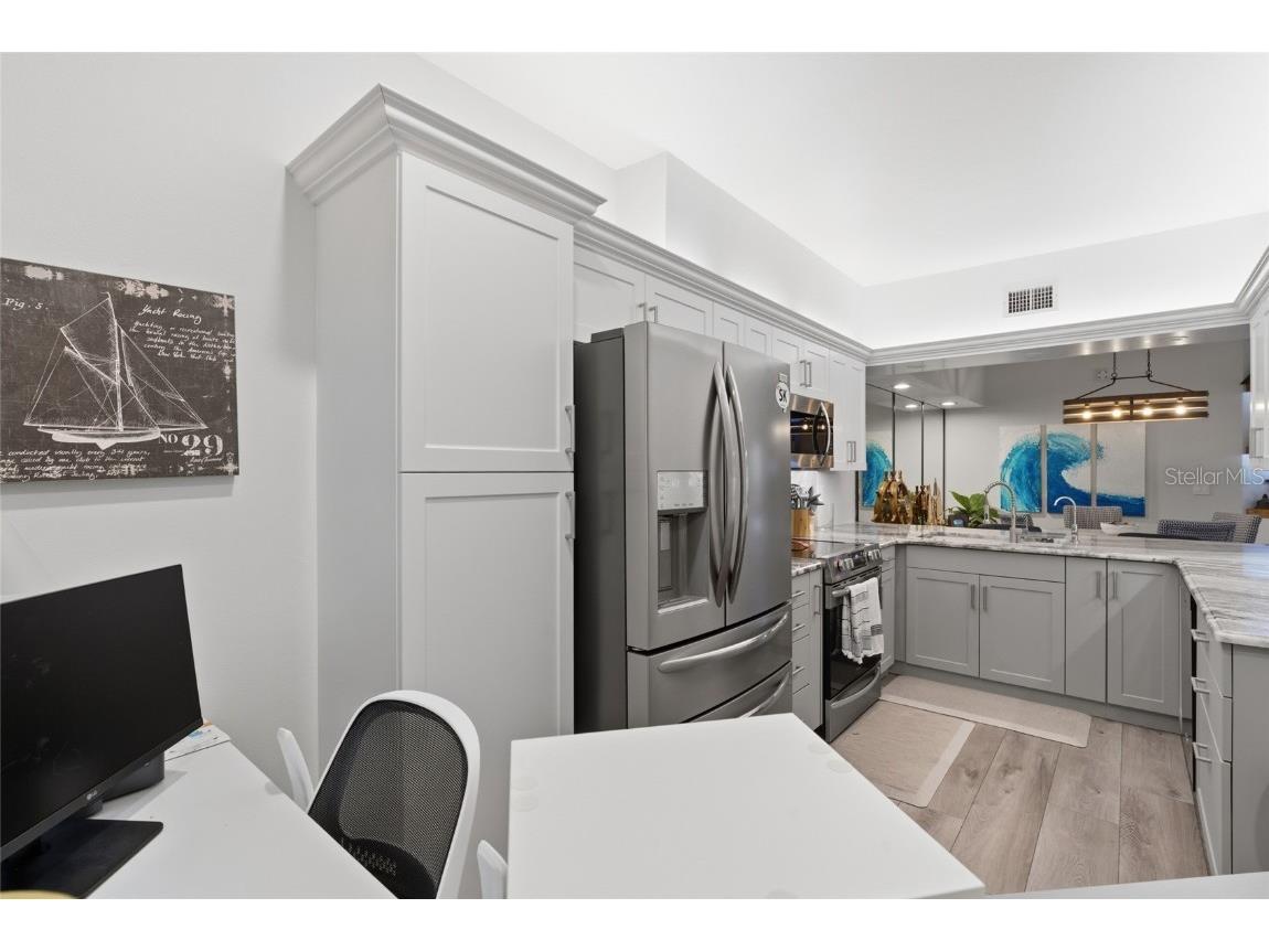 5768 Ashton Lake Drive #7 Sarasota FL 34231 A4672466 image11