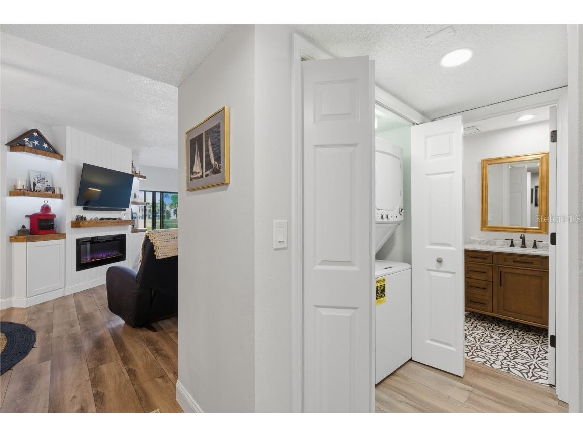 5768 Ashton Lake Drive #7 Sarasota FL 34231 A4672466 image14