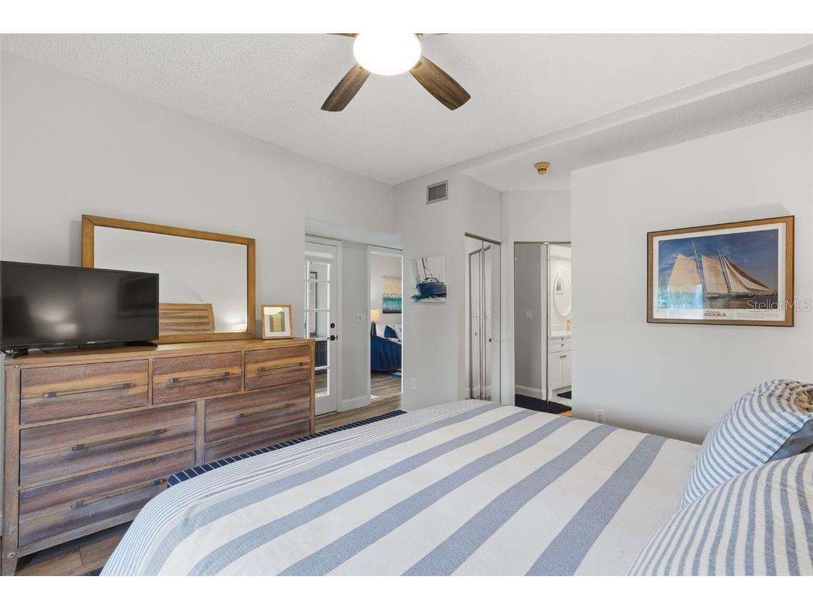 5768 Ashton Lake Drive #7 Sarasota FL 34231 A4672466 image18