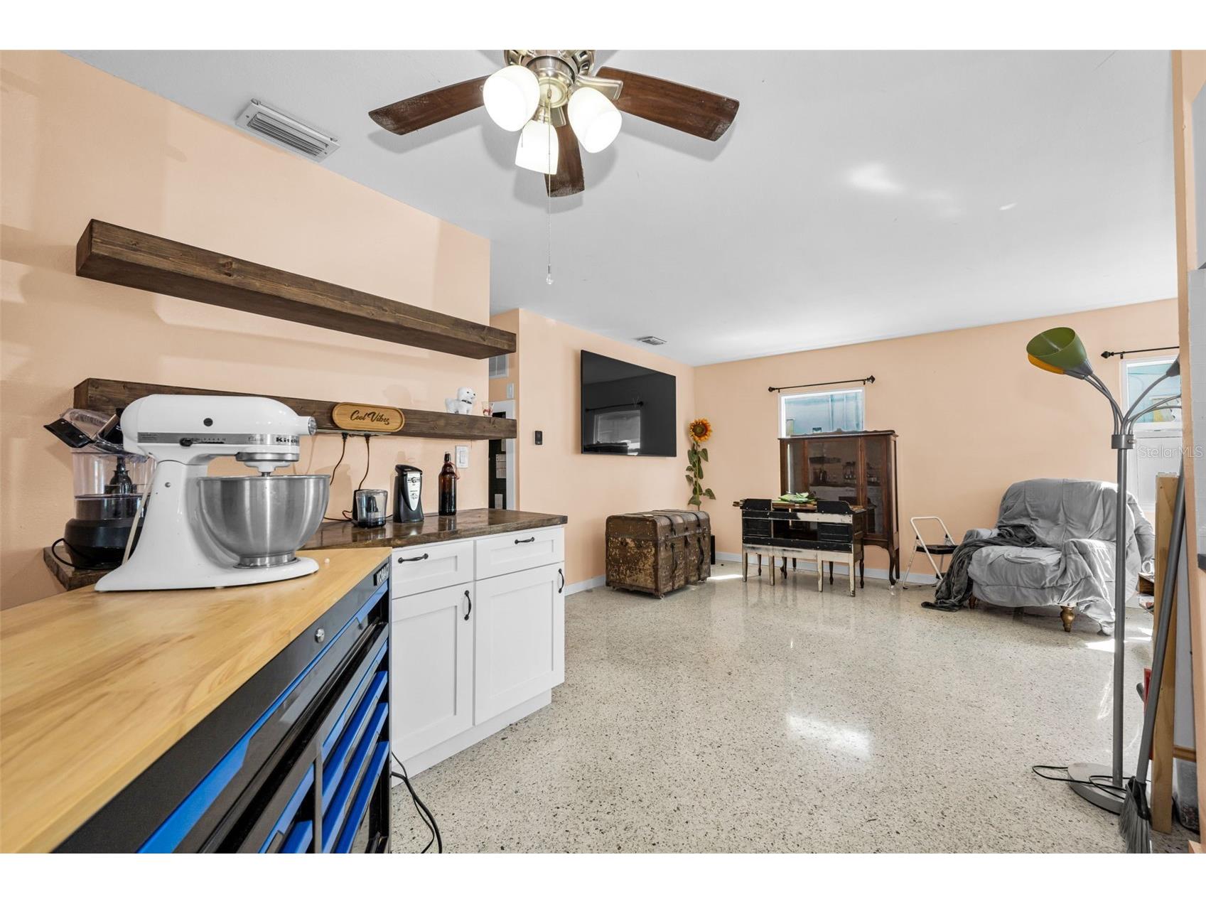 5769 Dartmouth Avenue N Saint Petersburg FL 33710 TB8489488 image18