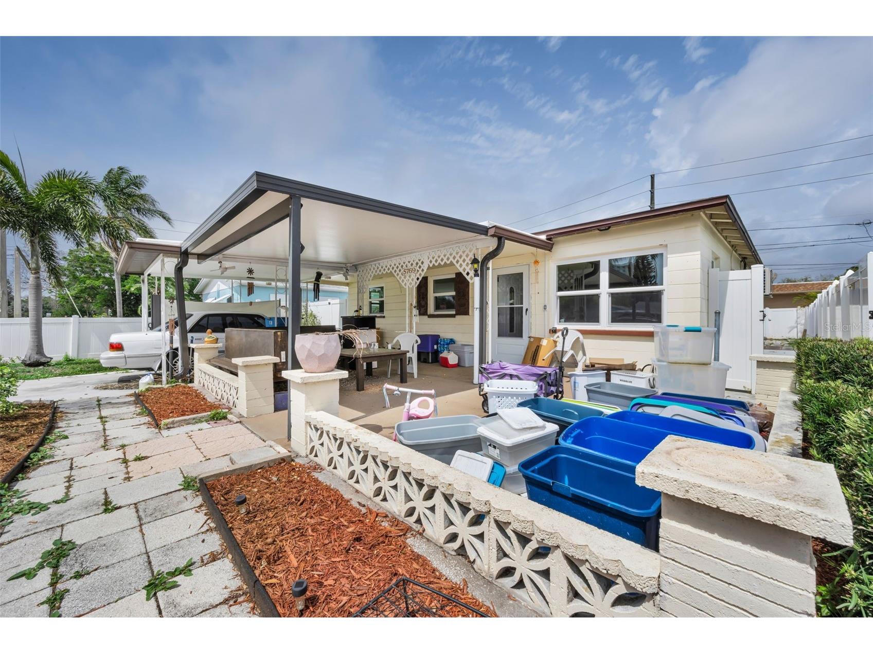 5769 Dartmouth Avenue N Saint Petersburg FL 33710 TB8489488 image2