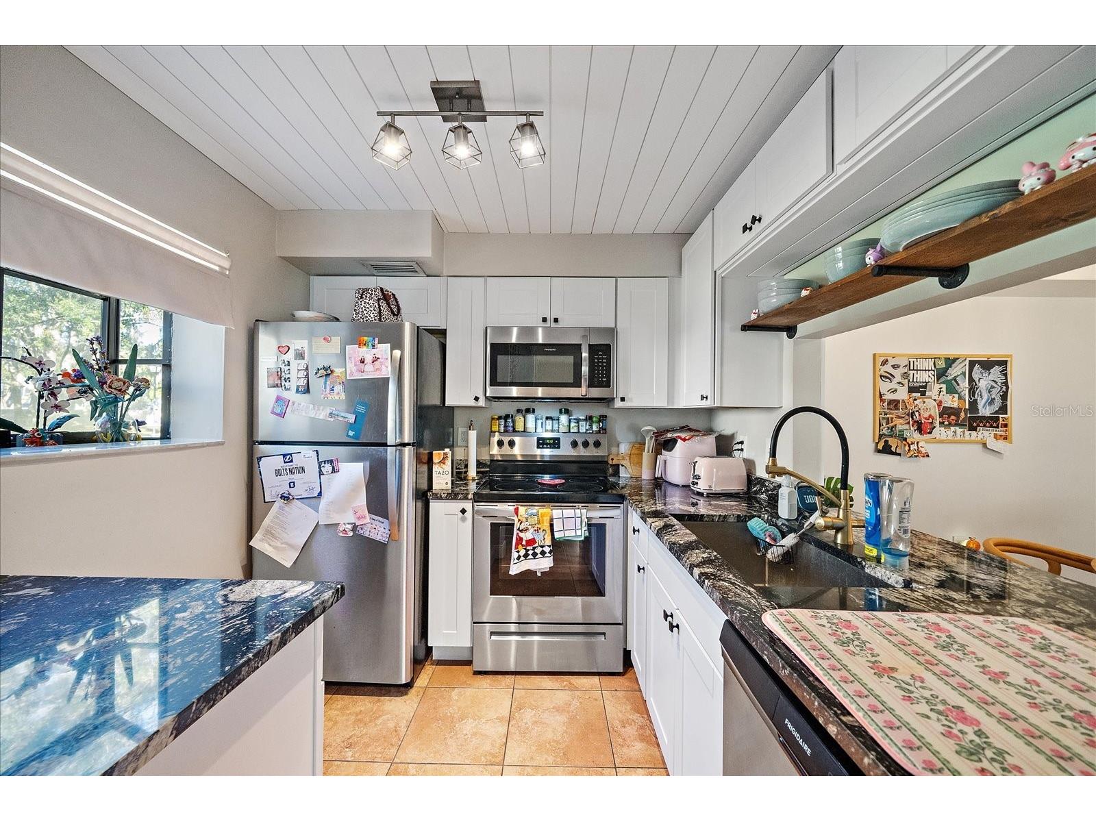 5769 Gardens Drive #101 Sarasota FL 34243 TB8473883 image5