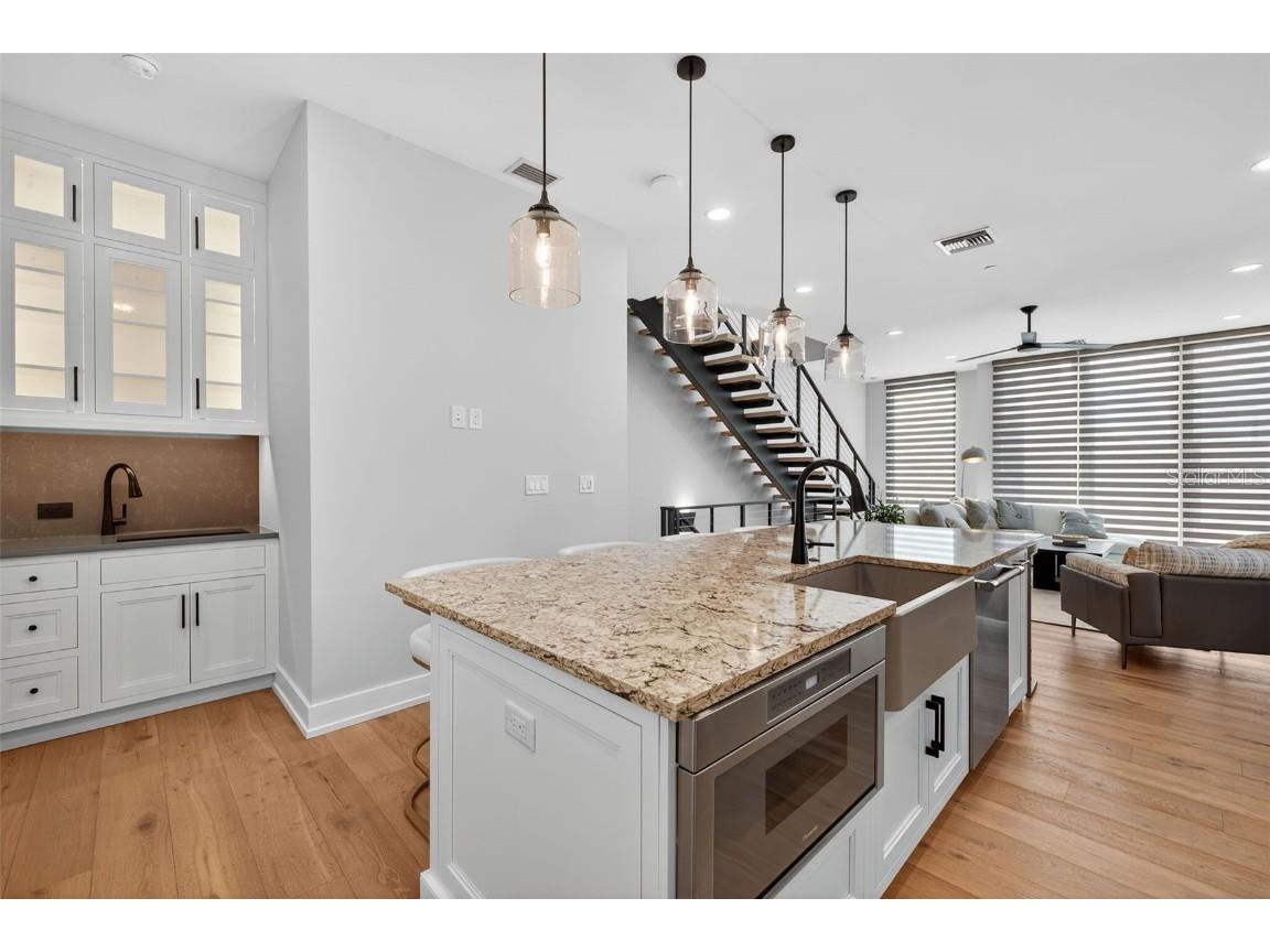 577 4th Avenue S Saint Petersburg FL 33701 TB8445635 image14