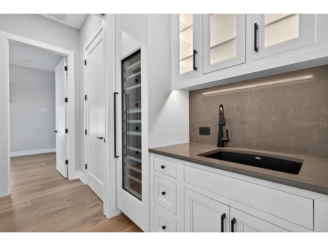 577 4th Avenue S Saint Petersburg FL 33701 TB8445635 image17