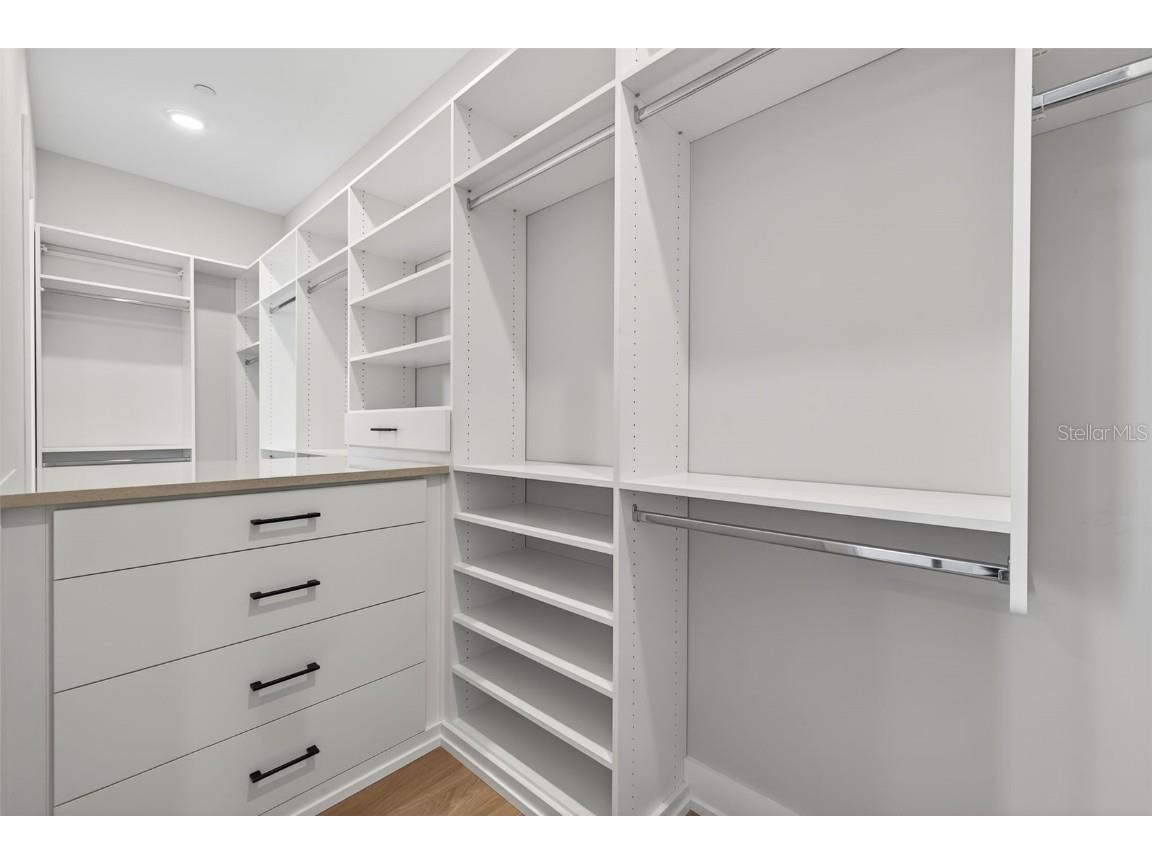 577 4th Avenue S Saint Petersburg FL 33701 TB8445635 image22