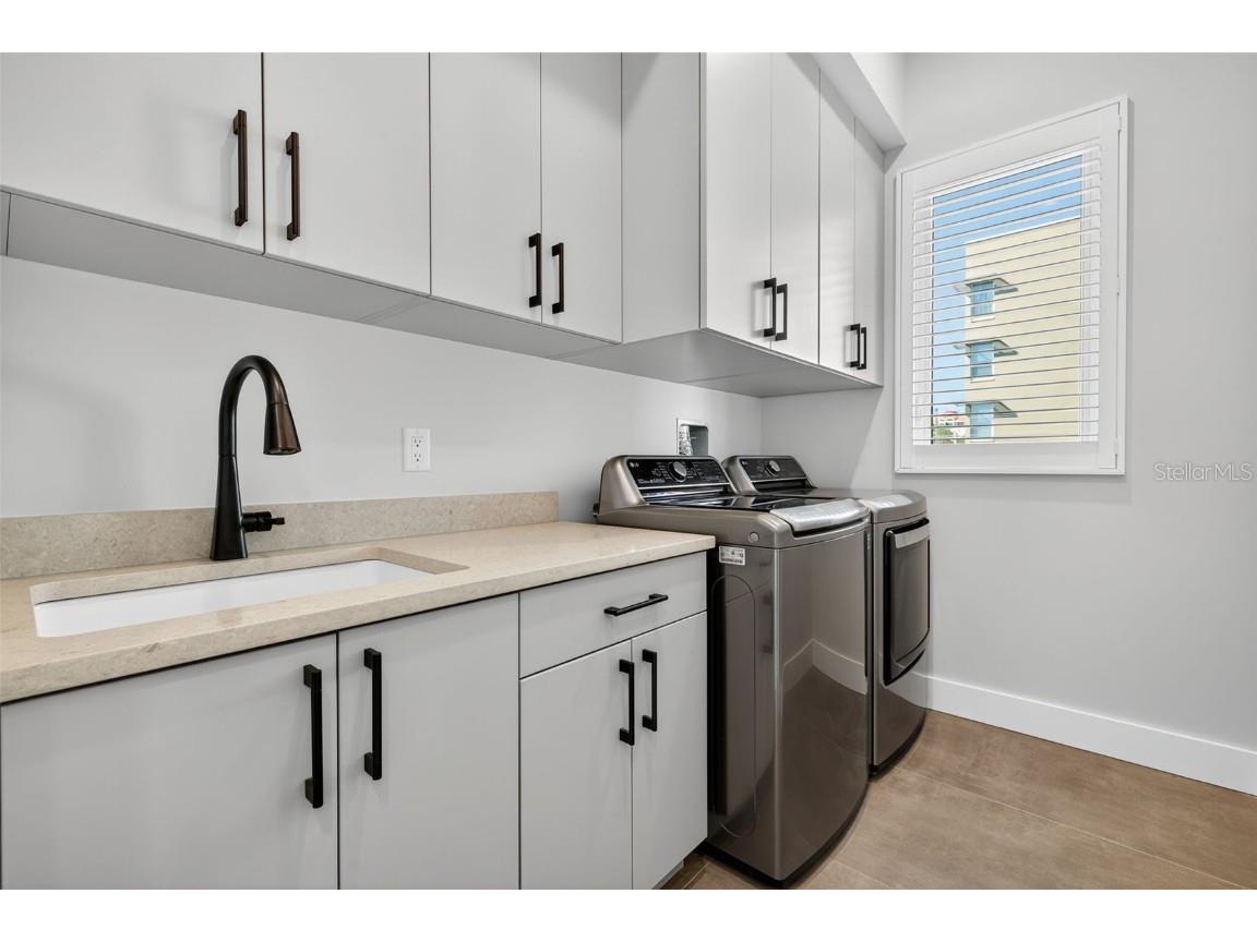 577 4th Avenue S Saint Petersburg FL 33701 TB8445635 image25