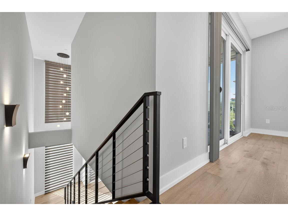 577 4th Avenue S Saint Petersburg FL 33701 TB8445635 image26