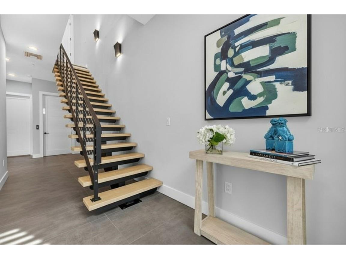 577 4th Avenue S Saint Petersburg FL 33701 TB8445635 image4