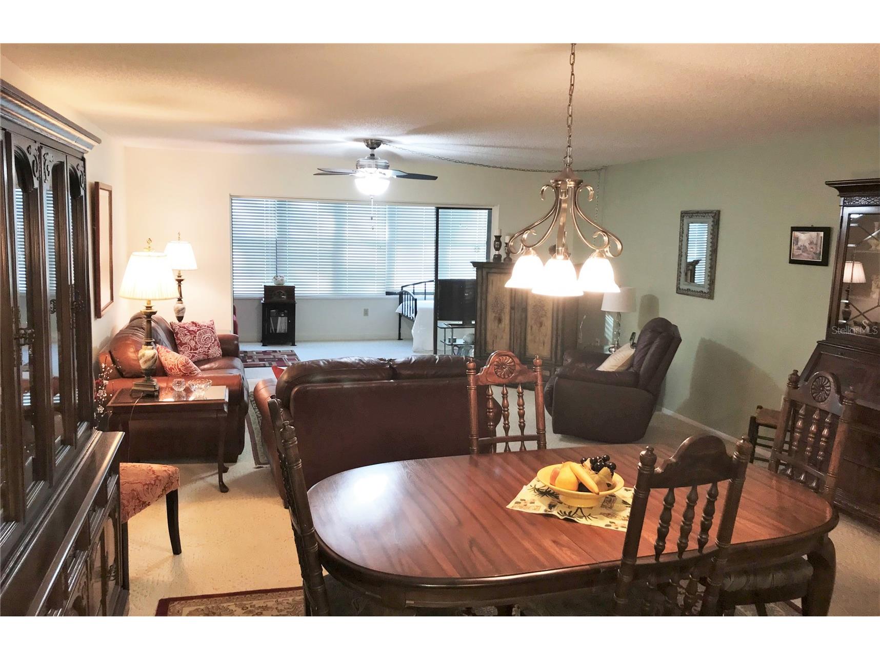 577 Lakeside Drive Bradenton FL 34210 A4682604 image2