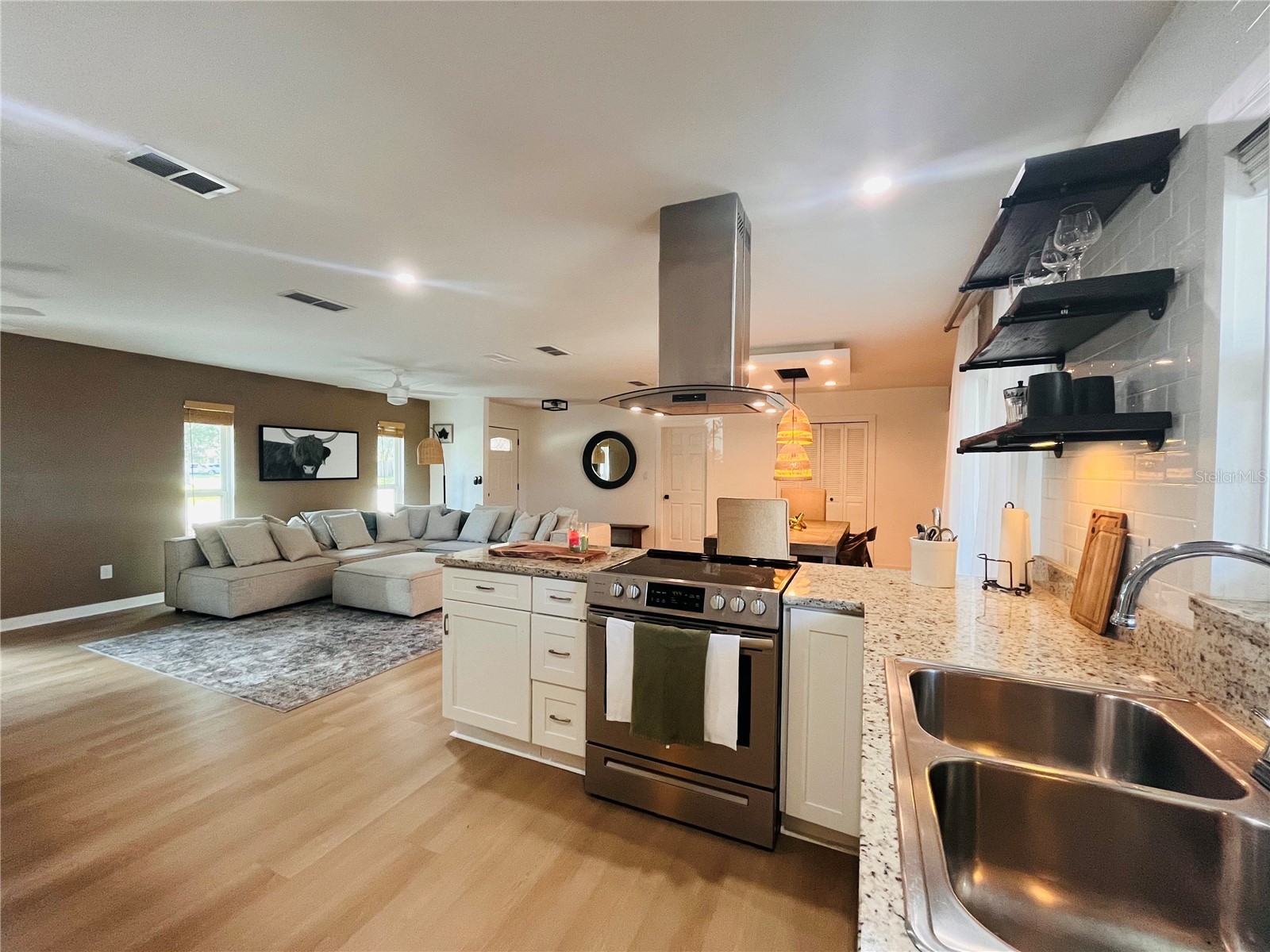 577 Walden Court Winter Springs FL 32708 V4949540 image10