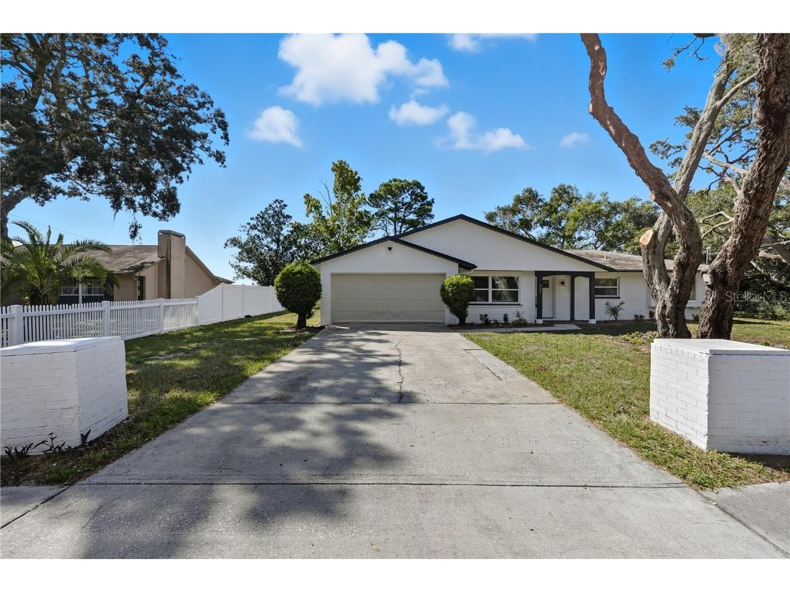 577 Waterfall Drive Spring Hill FL 34608 TB8433351 image2