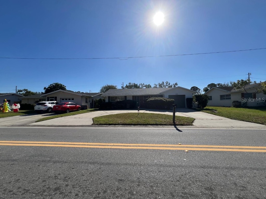 5770 46th Avenue N Kenneth City FL 33709 O6264628 image1