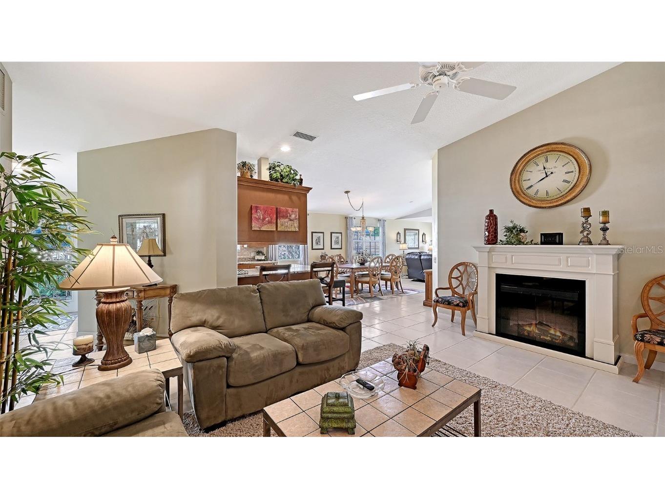 5770 Ivrea Drive Sarasota FL 34238 A4671491 image10