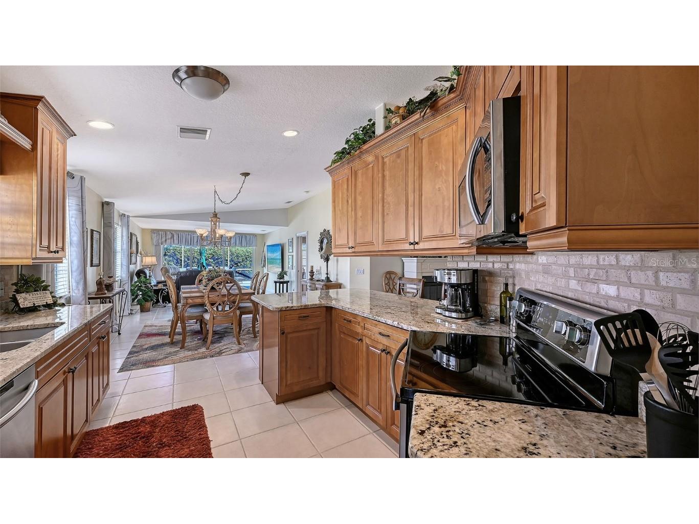 5770 Ivrea Drive Sarasota FL 34238 A4671491 image16